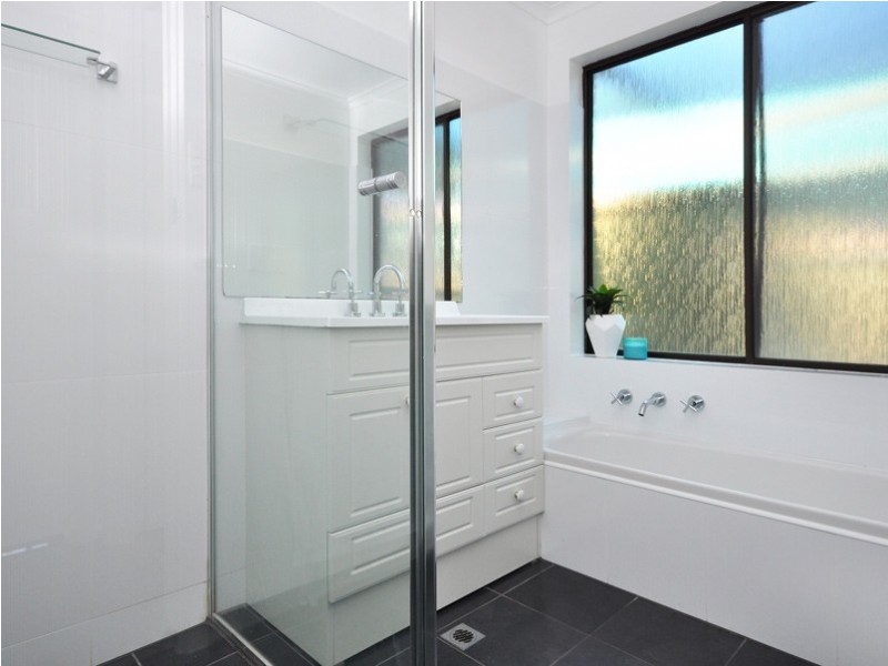 6 Baloo Court, Aberfoyle Park SA 5159