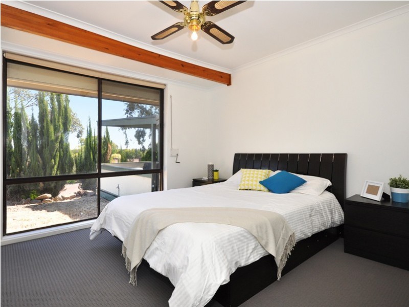 6 Baloo Court, Aberfoyle Park SA 5159