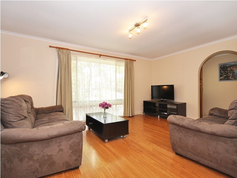 69 Sunnymeade Drive, Aberfoyle Park SA 5159