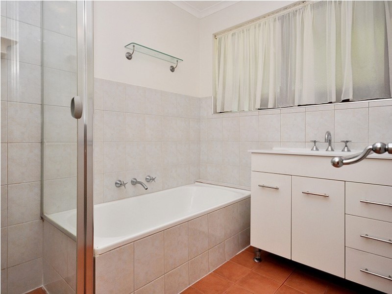 69 Sunnymeade Drive, Aberfoyle Park SA 5159