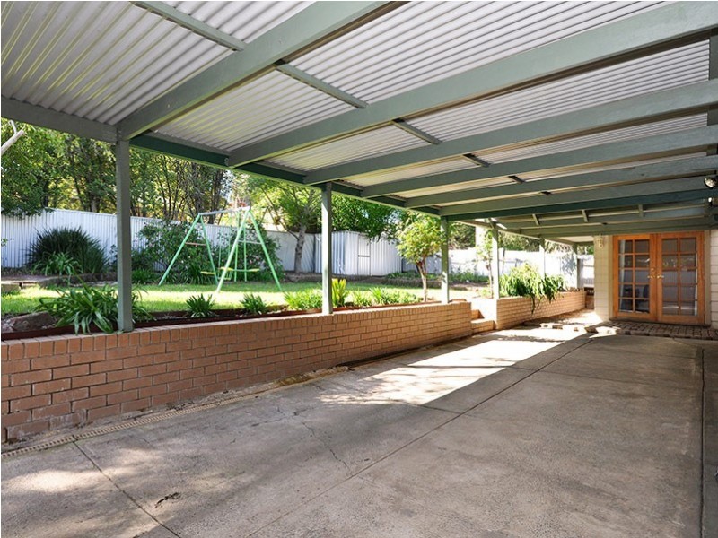 69 Sunnymeade Drive, Aberfoyle Park SA 5159