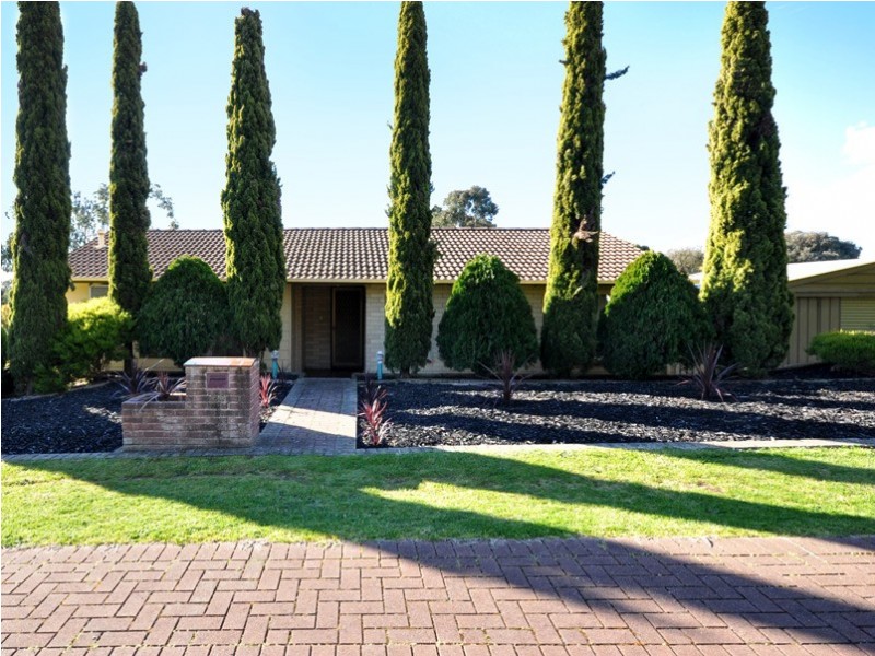 25 Pennant Street, Aberfoyle Park SA 5159