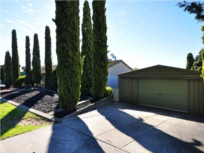 25 Pennant Street, Aberfoyle Park SA 5159