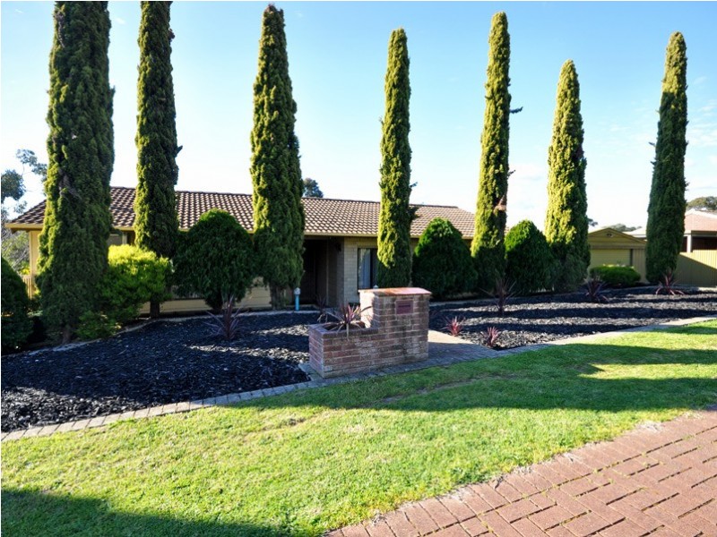 25 Pennant Street, Aberfoyle Park SA 5159