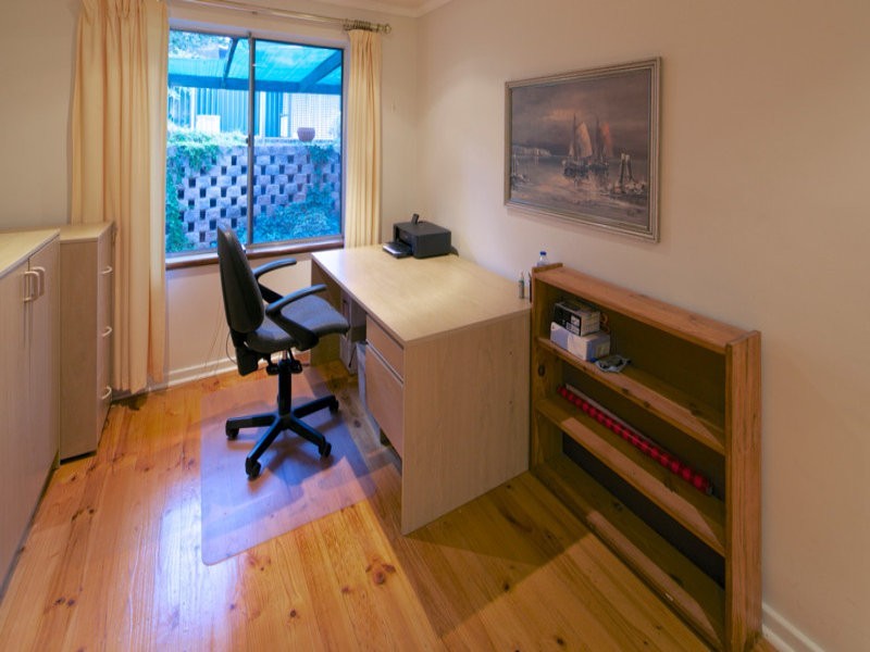 5 Booth Street, Happy Valley SA 5159