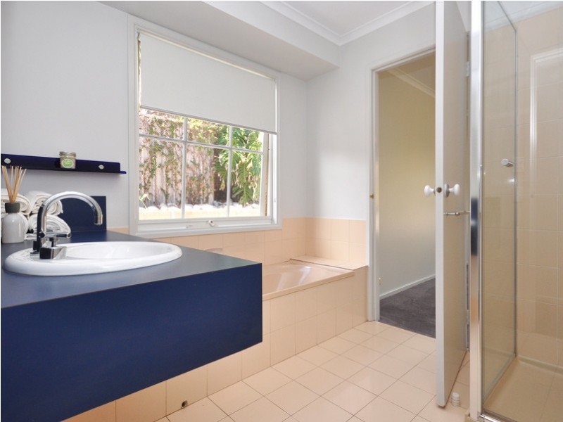 4 Dulcet Close, Aberfoyle Park SA 5159