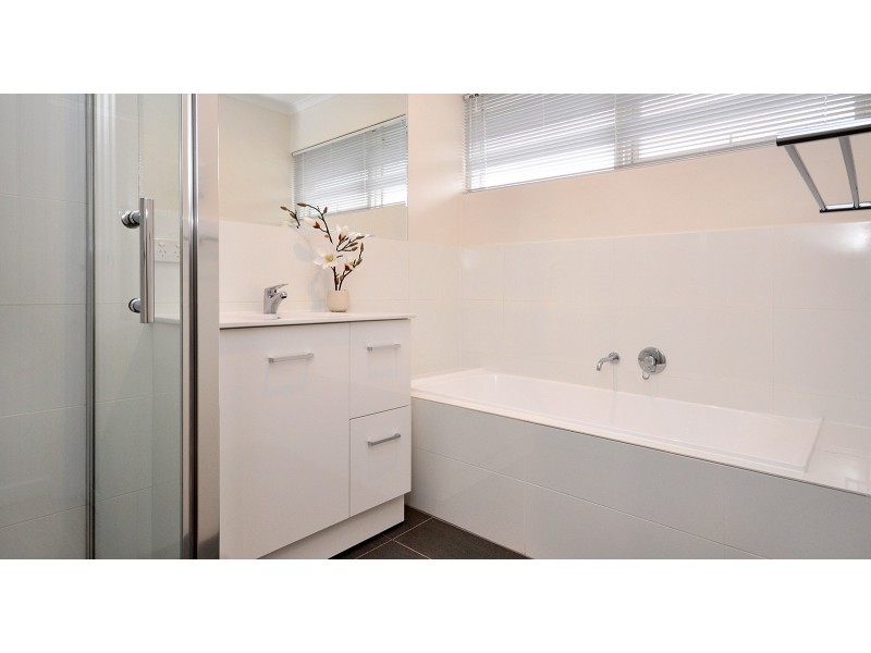 15 Roberts Road, Hackham West SA 5163