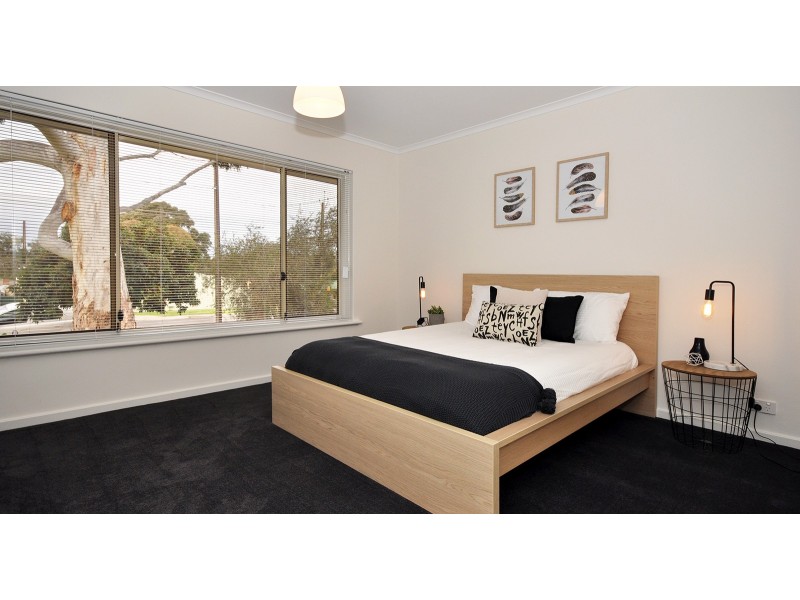 15 Roberts Road, Hackham West SA 5163