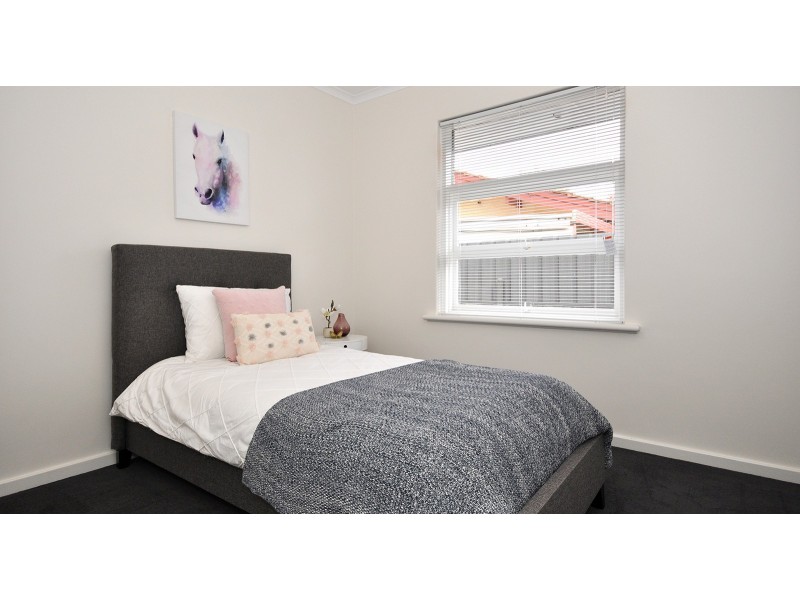 15 Roberts Road, Hackham West SA 5163