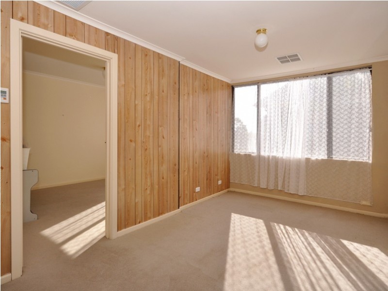 20 Tania Drive, Aberfoyle Park SA 5159