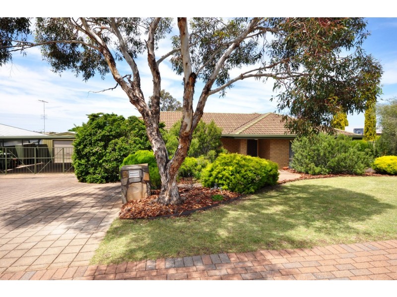 15 Gollan Avenue, Strathalbyn SA 5255