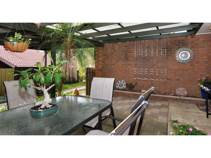 1 Topaz Drive, Flagstaff Hill SA 5159