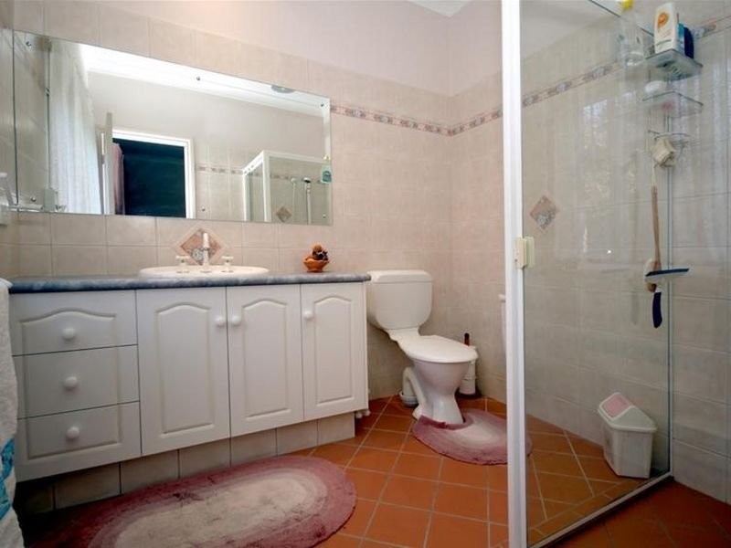 4 Murnada Street, Hallett Cove SA 5158