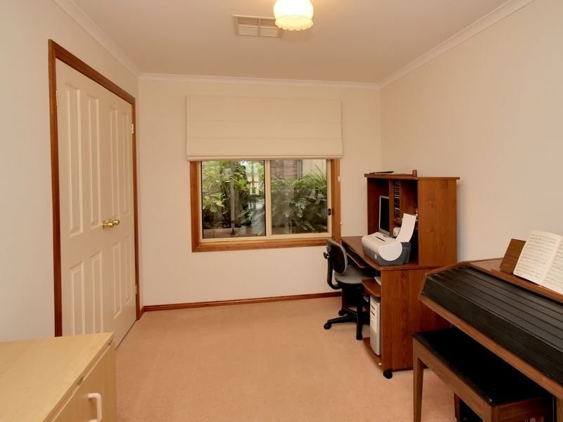 38 Coachwood Drive, Aberfoyle Park SA 5159