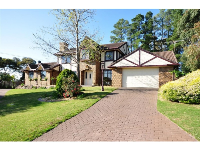 29 Grevillea Road, Aberfoyle Park SA 5159