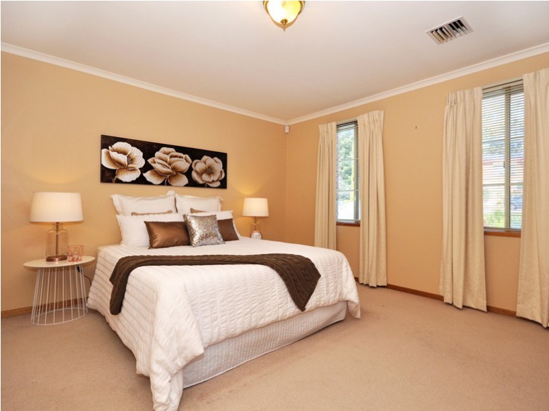 3 Blue Spruce Court, Aberfoyle Park SA 5159