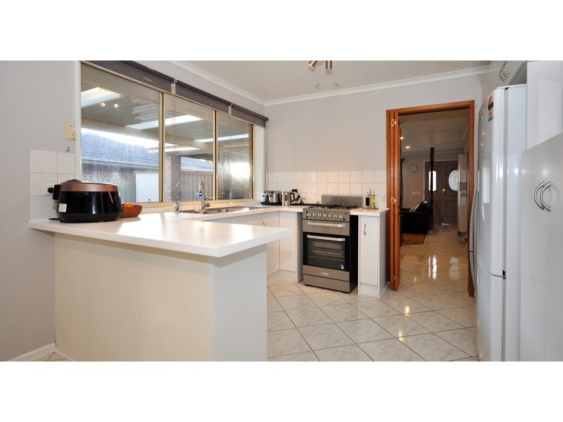 34 Homestead Drive, Aberfoyle Park SA 5159
