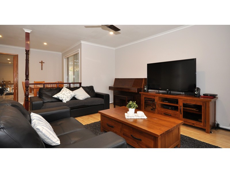 34 Homestead Drive, Aberfoyle Park SA 5159