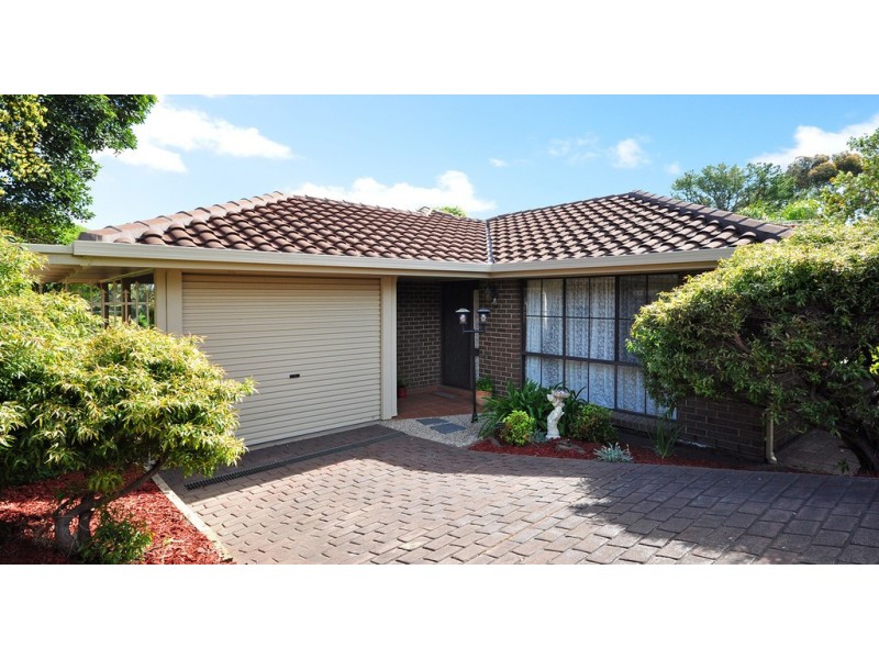 12 Ridgefield Close, Aberfoyle Park SA 5159