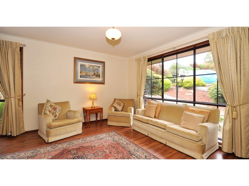 12 Ridgefield Close, Aberfoyle Park SA 5159