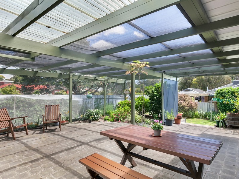 48 Serenade Crescent, Aberfoyle Park SA 5159