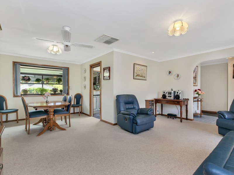 48 Serenade Crescent, Aberfoyle Park SA 5159