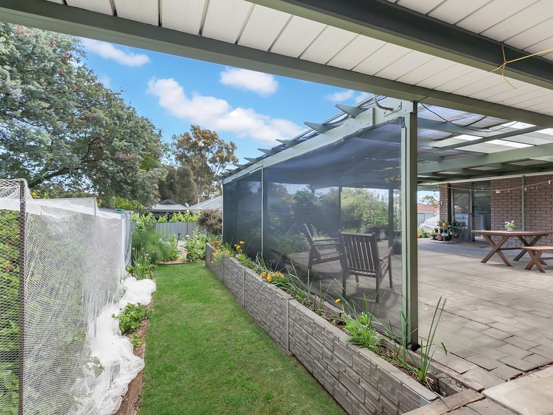 48 Serenade Crescent, Aberfoyle Park SA 5159