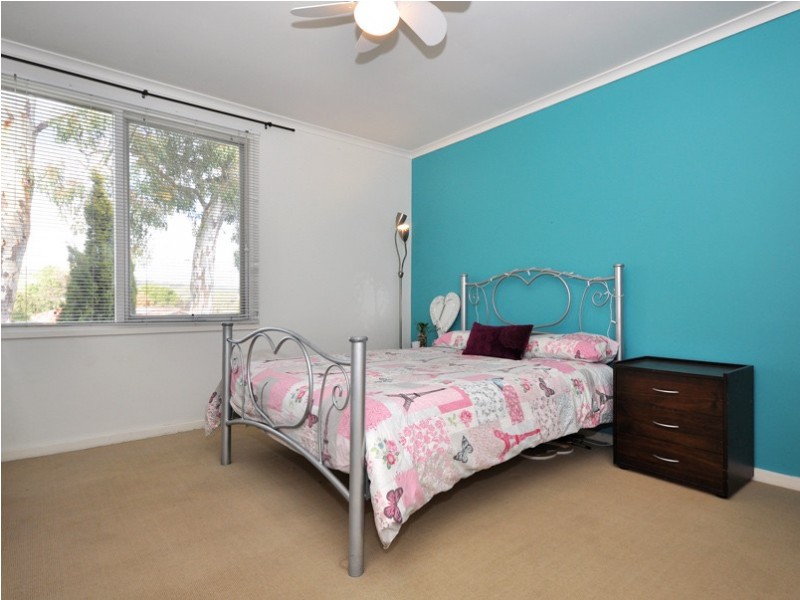 63 Taylors Road, Aberfoyle Park SA 5159