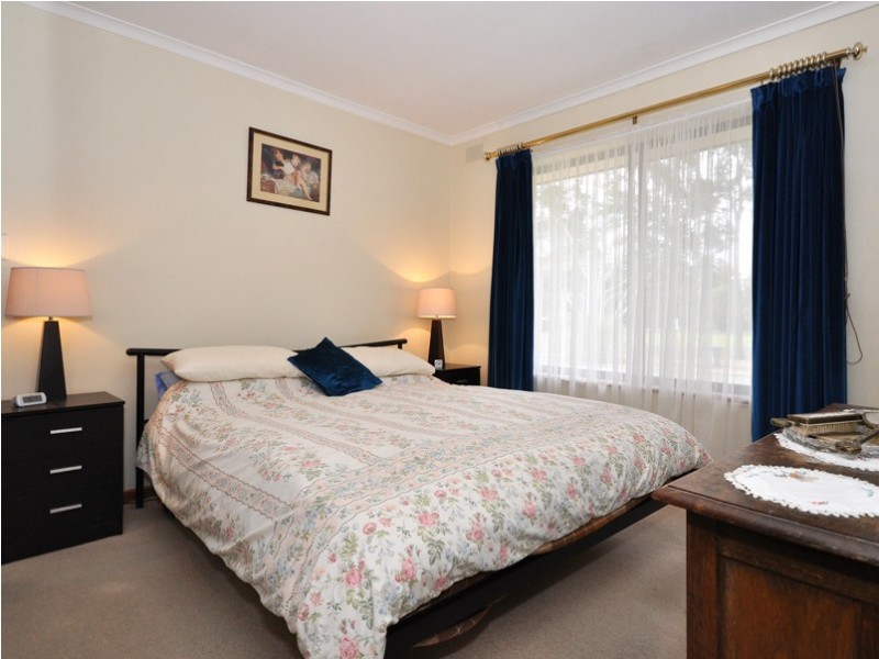 6 Balee Road, Happy Valley SA 5159