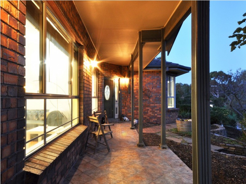 3 Blossom Terrace, Hallett Cove SA 5158