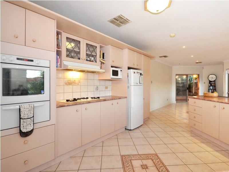3 Blossom Terrace, Hallett Cove SA 5158
