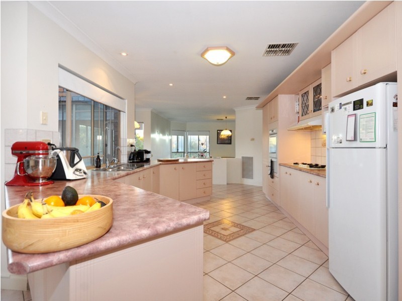 3 Blossom Terrace, Hallett Cove SA 5158