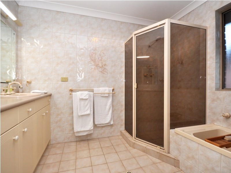 3 Blossom Terrace, Hallett Cove SA 5158