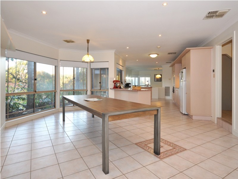 3 Blossom Terrace, Hallett Cove SA 5158
