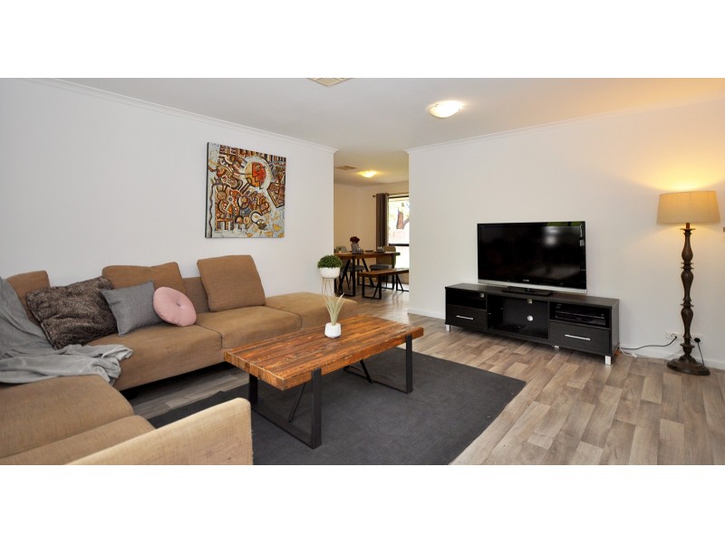 12 Knightsbridge Court, Happy Valley SA 5159