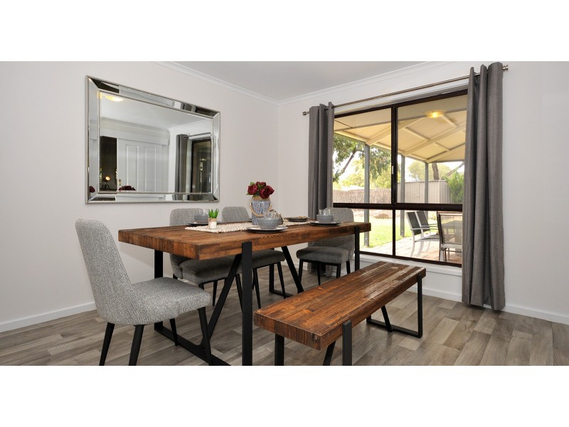 12 Knightsbridge Court, Happy Valley SA 5159