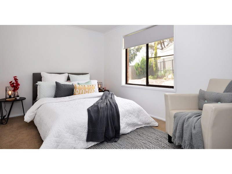 12 Knightsbridge Court, Happy Valley SA 5159