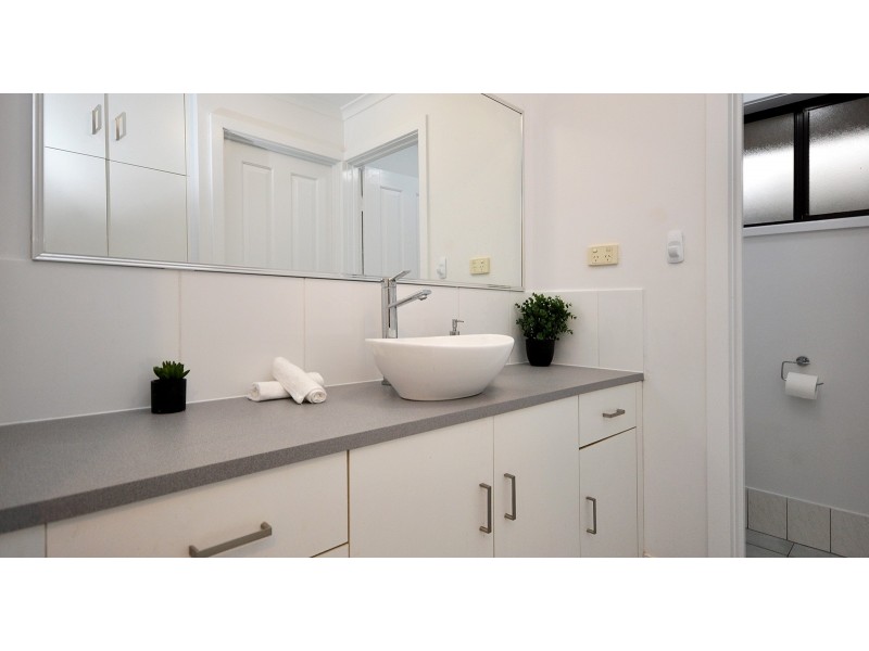 12 Knightsbridge Court, Happy Valley SA 5159