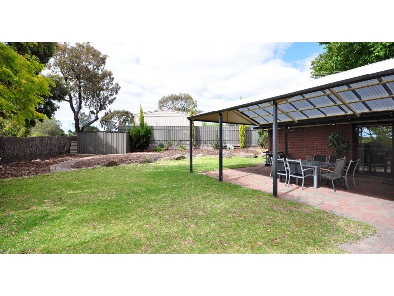 12 Knightsbridge Court, Happy Valley SA 5159