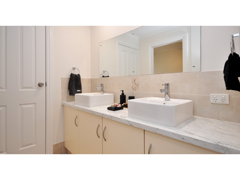 65 Wickham Road, Happy Valley SA 5159