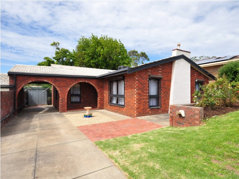 15A Barcelona Drive, Happy Valley SA 5159