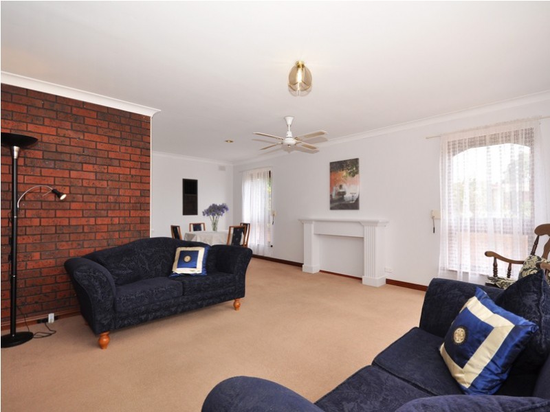 15A Barcelona Drive, Happy Valley SA 5159