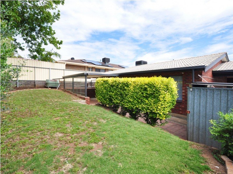 15A Barcelona Drive, Happy Valley SA 5159