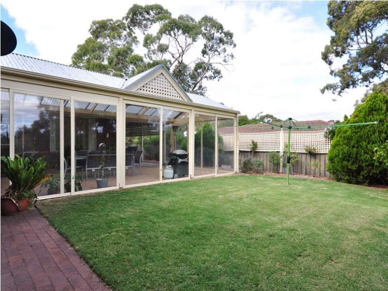4 Sheoak Crescent, Aberfoyle Park SA 5159