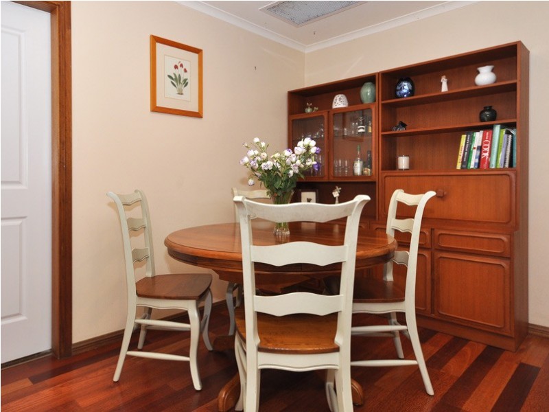 4 Sheoak Crescent, Aberfoyle Park SA 5159