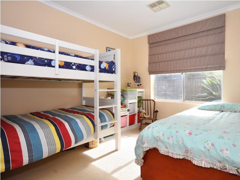 4 Sheoak Crescent, Aberfoyle Park SA 5159