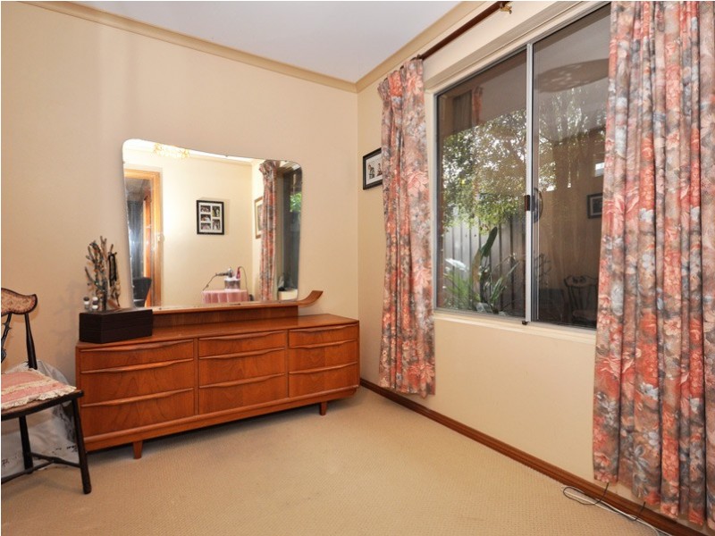 4 Sheoak Crescent, Aberfoyle Park SA 5159
