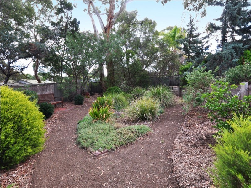 4 Sheoak Crescent, Aberfoyle Park SA 5159