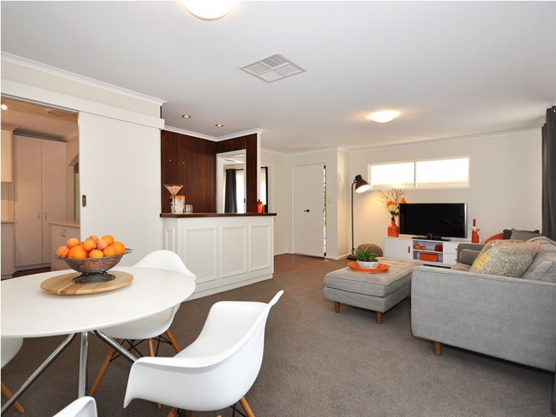 6 Montana Drive, Happy Valley SA 5159