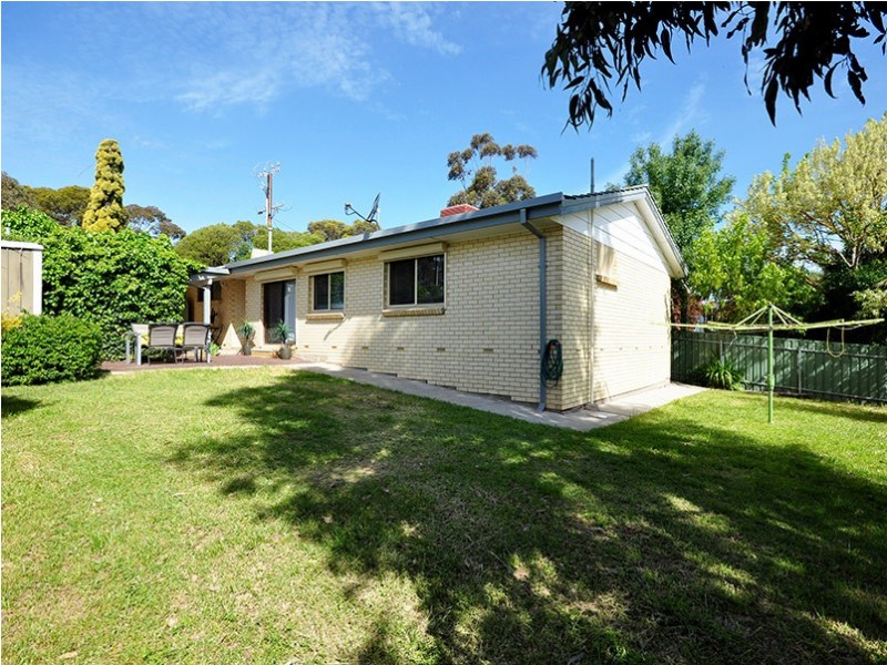 6 Montana Drive, Happy Valley SA 5159